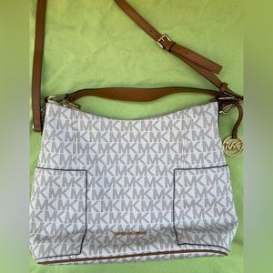 Michael Kors Shoulder Bag